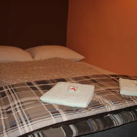 B&B Goscinne Madzia 포로닌
