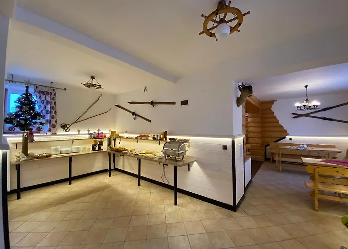 Goscinne Madzia 3* פורונין